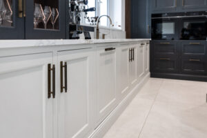 Black and white kitchen